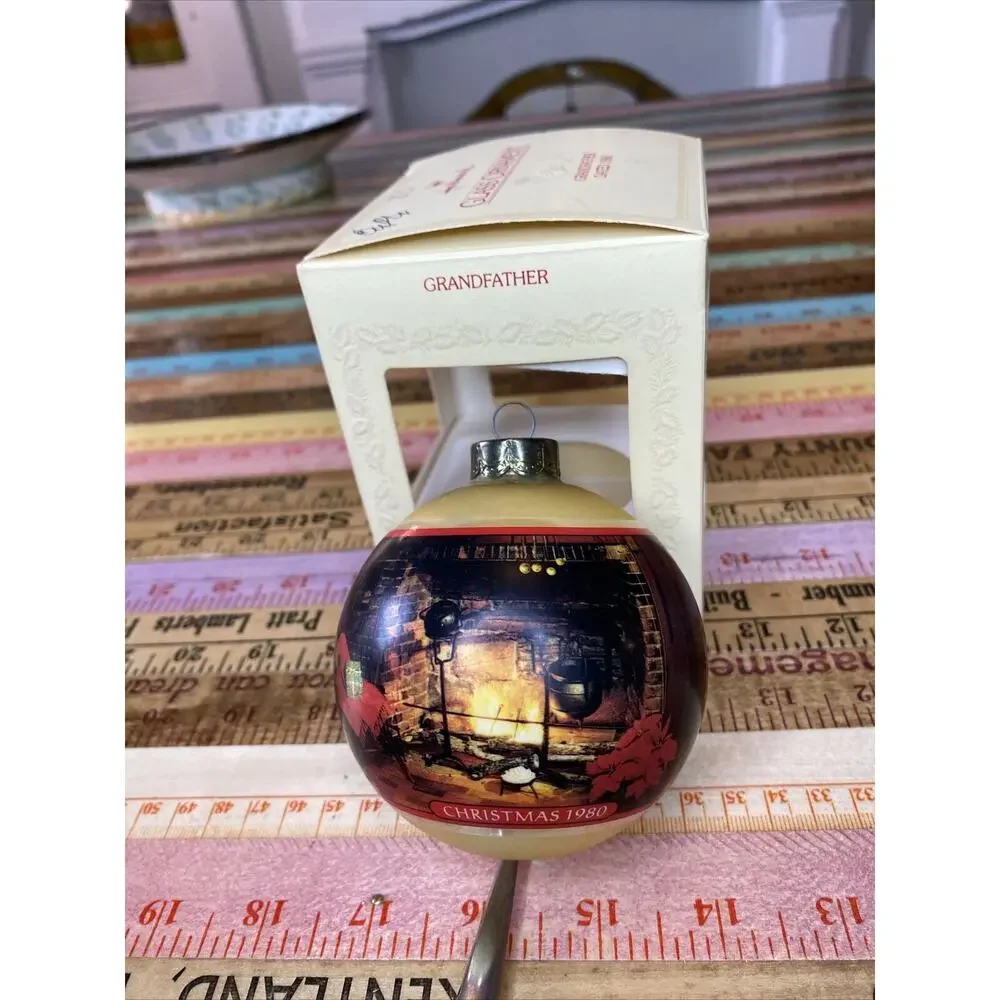 Hallmark - Christmas At Home - Glass Ball 1980 -‎ Keepsake Ornament Vintage